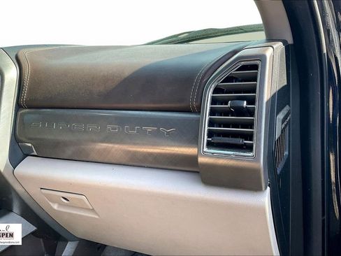 Used 2018 Ford F250 Limited image 14