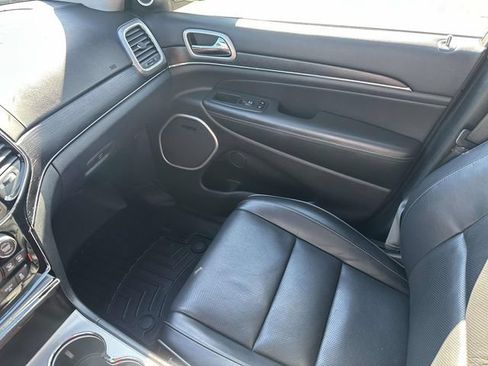 Used 2021 Jeep Grand Cherokee Summit w/ Platinum Series Group AWD/4WD image 40