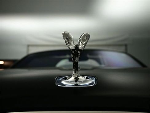 Used 2016 Rolls-Royce Dawn image 56