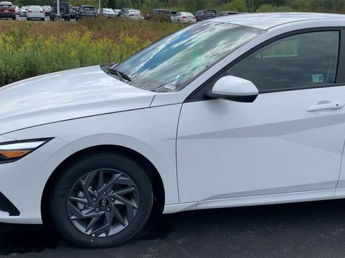 New 2025 Hyundai Elantra Blue w/ Cargo Package image 4