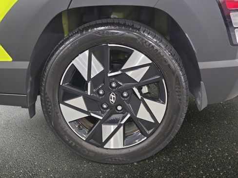 Used 2024 Hyundai Kona SEL image 29