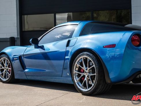 Used 2009 Chevrolet Corvette Z06 w/ Preferred Equipment Group RWD image 62