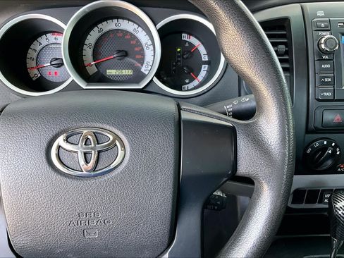 Used 2013 Toyota Tacoma 2WD Regular Cab image 21
