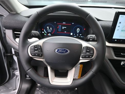 New 2026 Ford Explorer Active image 30