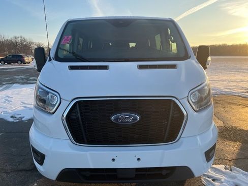 Used 2023 Ford Transit 350 XLT image 5