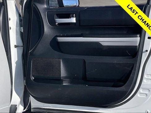 Used 2018 Toyota Tundra SR5 w/ TRD Off Road Package image 25