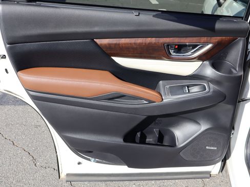 Used 2019 Subaru Ascent Touring w/ Popular Package #2A image 33