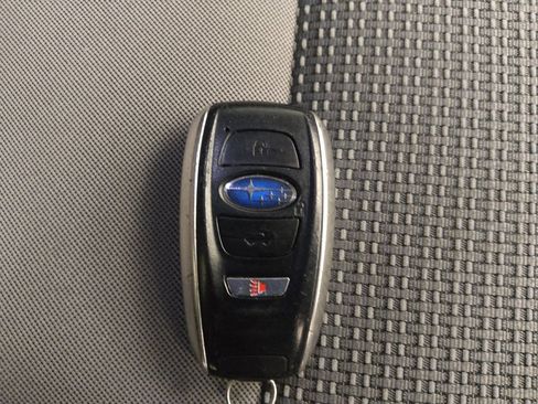 Used 2024 Subaru Outback Premium AWD/4WD image 32