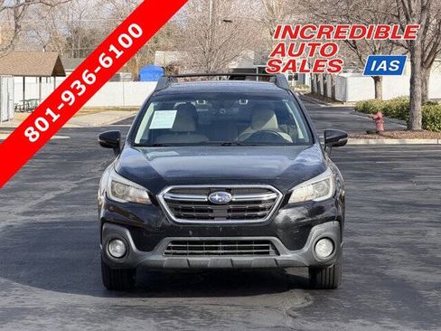 Used 2018 Subaru Outback 2.5i Premium AWD/4WD image 1