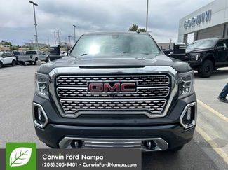 Used 2022 GMC Sierra 1500 Denali w/ Denali Reserve Package AWD/4WD video 2