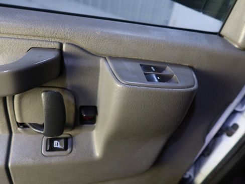 Used 2020 Chevrolet Express 2500 Extended w/ Communications Package image 22