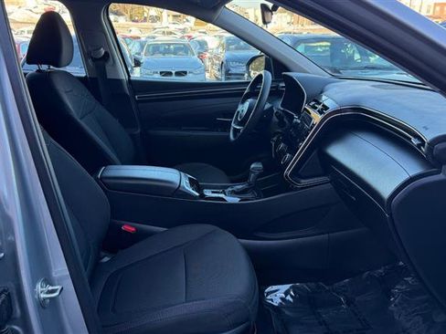 Used 2024 Hyundai Tucson SE image 9