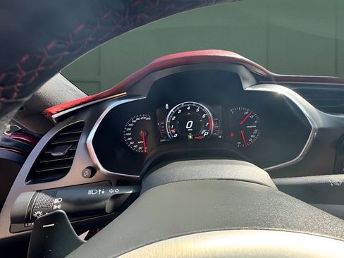 Used 2017 Chevrolet Corvette Z06 image 24