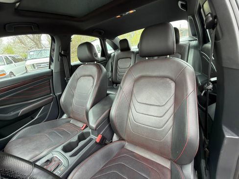 Used 2023 Volkswagen Jetta GLI Autobahn FWD image 34