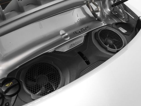 Certified 2020 Porsche 911 Carrera RWD image 21