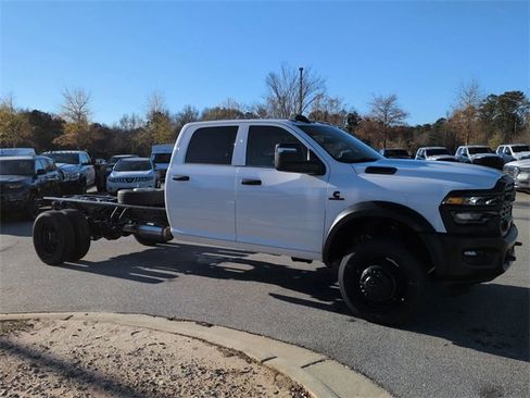 New 2026 RAM 5500 Tradesman image 2
