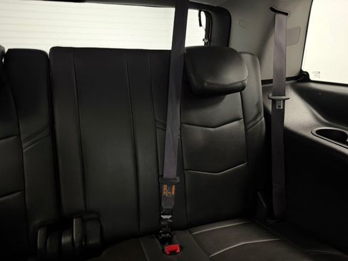 Used 2017 Cadillac Escalade Luxury AWD/4WD image 61