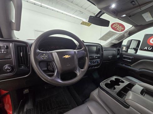 Used 2019 Chevrolet Silverado 2500 W/T w/ WT Convenience Package image 14