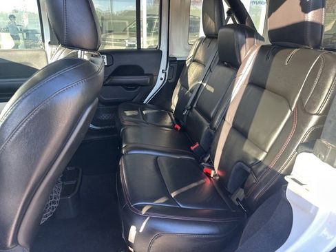 Used 2020 Jeep Wrangler Unlimited Rubicon w/ Dual Top Group image 41