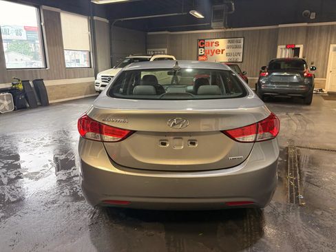 Used 2012 Hyundai Elantra Limited FWD image 5