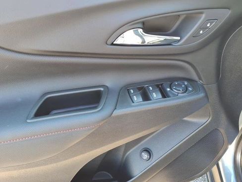 Used 2024 Chevrolet Equinox RS AWD/4WD image 12