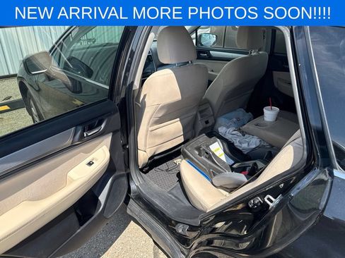 Used 2019 Subaru Outback 2.5i Premium AWD/4WD image 16