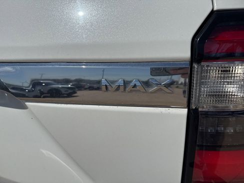 Used 2021 Ford Expedition Max Limited image 9