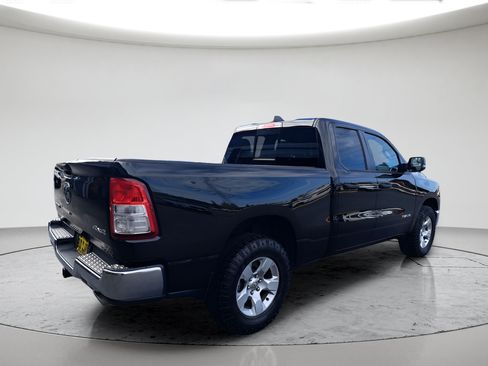 Used 2023 RAM 1500 Big Horn AWD/4WD image 3