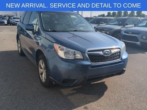 Used 2016 Subaru Forester 2.5i Premium w/ All-Weather Package AWD/4WD image 10