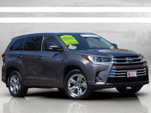 Certified 2019 Toyota Highlander AWD Hybrid image 2