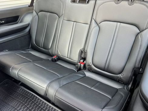 New 2026 Jeep Grand Wagoneer L Summit w/ Premium Group III image 15