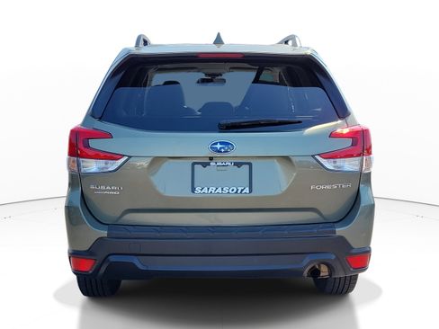 Used 2019 Subaru Forester Premium image 5