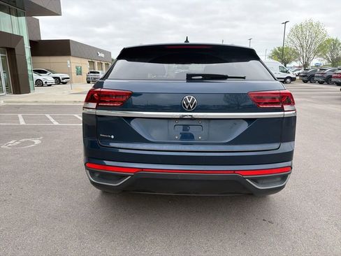 Used 2021 Volkswagen Atlas Cross Sport S image 11