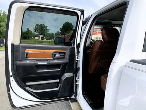 Used 2014 RAM 1500 Laramie Longhorn w/ Convenience Group AWD/4WD image 30