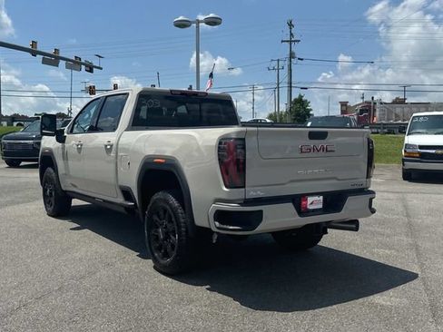 New 2026 GMC Sierra 3500 AT4 w/ AT4 Premium Plus Package AWD/4WD image 7