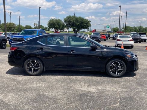Used 2024 Nissan Sentra SV FWD image 4