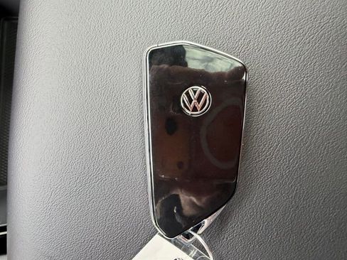 New 2026 Volkswagen Atlas Cross Sport SE image 34