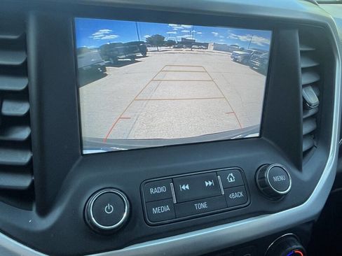 Used 2018 GMC Acadia SLT image 10