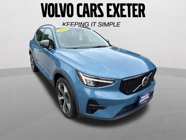 Certified 2024 Volvo XC40 B5 Core AWD/4WD image 1