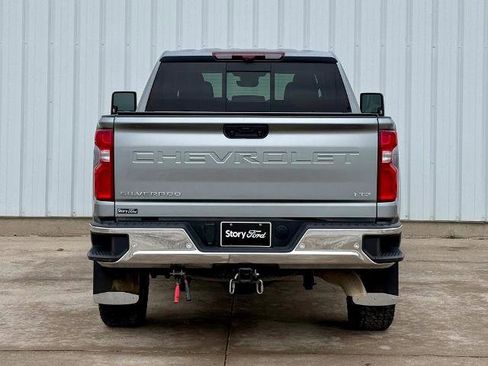 Used 2024 Chevrolet Silverado 2500 LTZ w/ LTZ Premium Package image 4