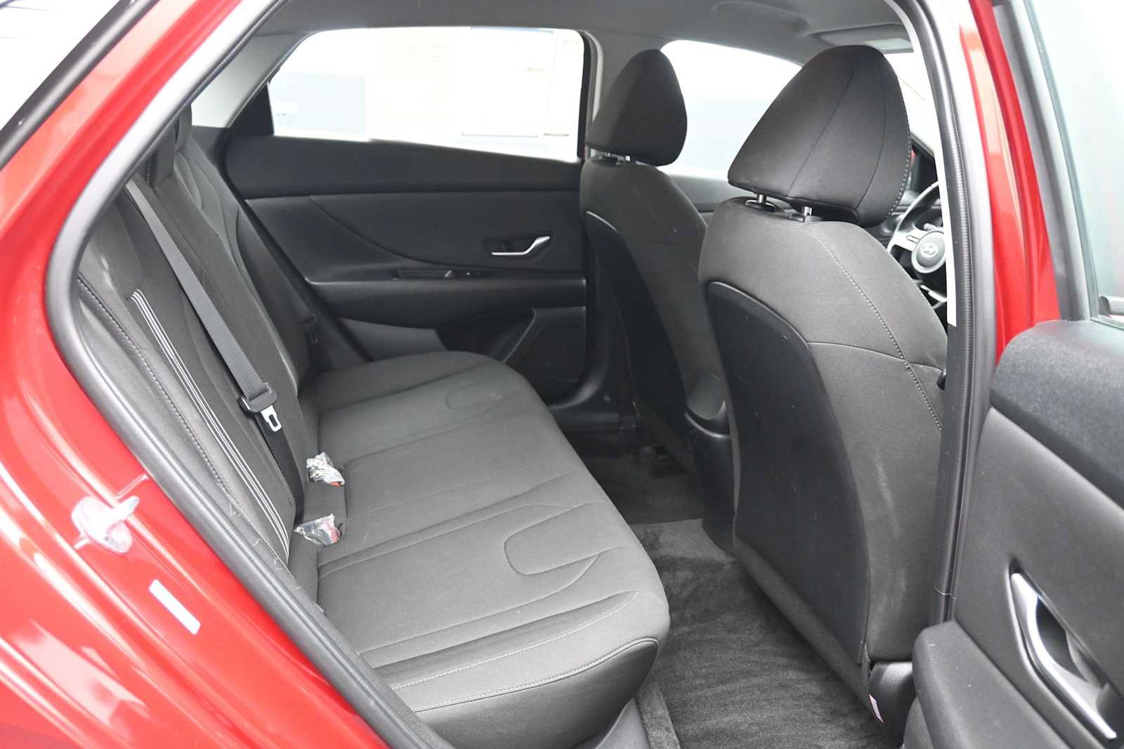 Certified 2023 Hyundai Elantra SEL w/ Convenience Package FWD image 21