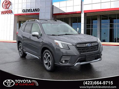 Used 2022 Subaru Forester Touring image 1