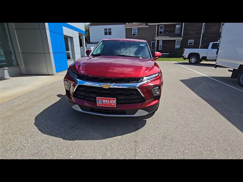 New 2026 Chevrolet Blazer LT AWD/4WD image 3