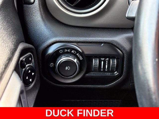 Used 2021 Jeep Wrangler Unlimited Sport AWD/4WD image 19