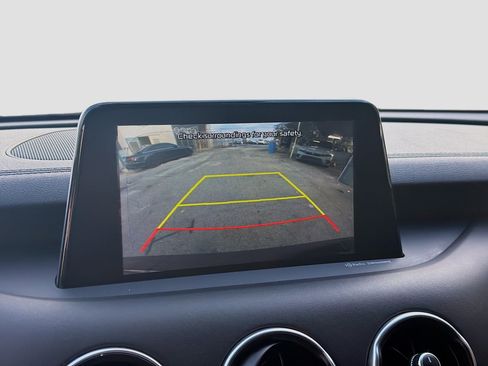 Used 2018 Kia Stinger Premium image 14