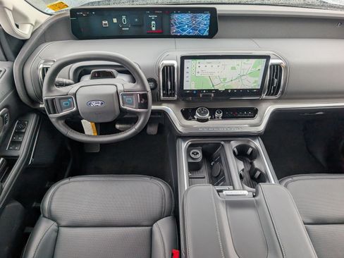 New 2027 Ford Expedition Platinum w/ Driver's Package RWD image 6