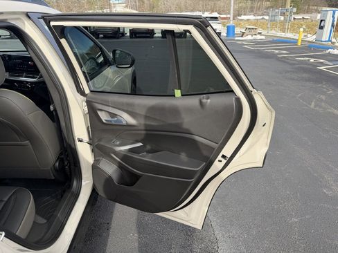 New 2026 Chevrolet Trax ACTIV w/ Driver Confidence Package image 23