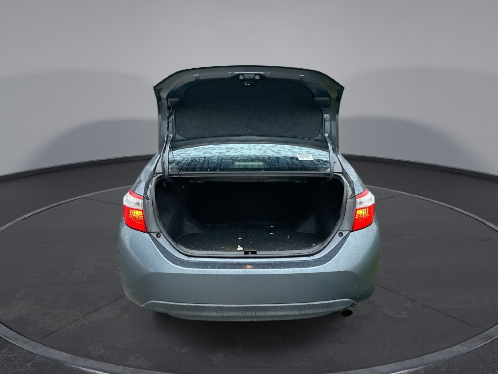 Used 2014 Toyota Corolla LE FWD image 28