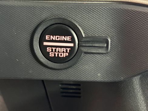 Used 2023 Ford Bronco Raptor AWD/4WD image 34