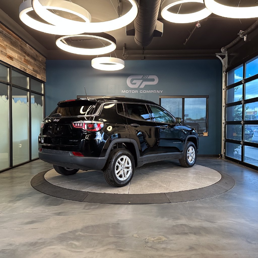 Used 2020 Jeep Compass Sport w/ Cold Weather Group AWD/4WD image 3